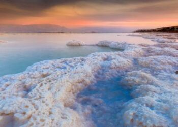 لماذا سمي بالبحر الميت